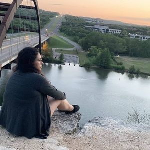 Meet your Posher, Nora